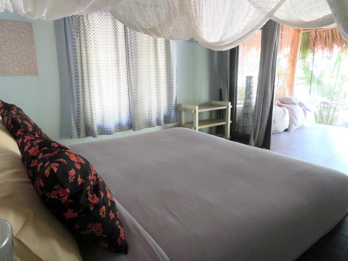 Breathe Villa Meno Gili Meno Exterior photo