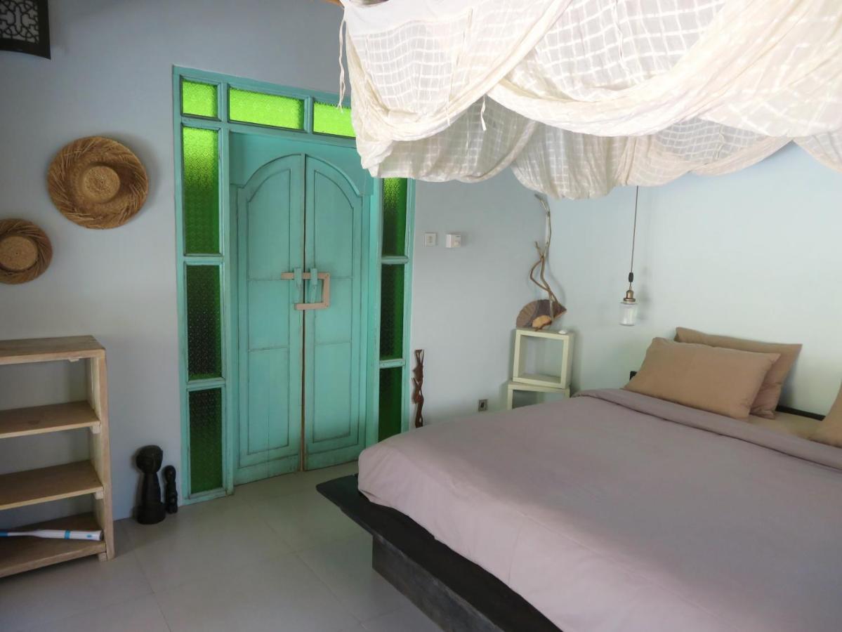 Breathe Villa Meno Gili Meno Exterior photo