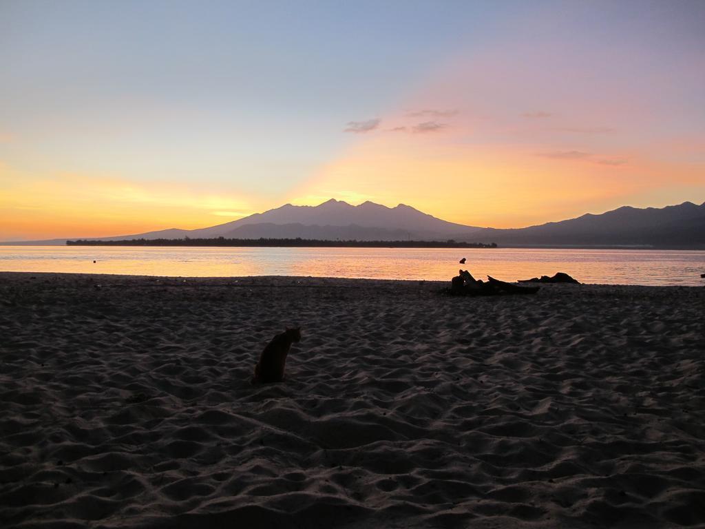 Breathe Villa Meno Gili Meno Exterior photo