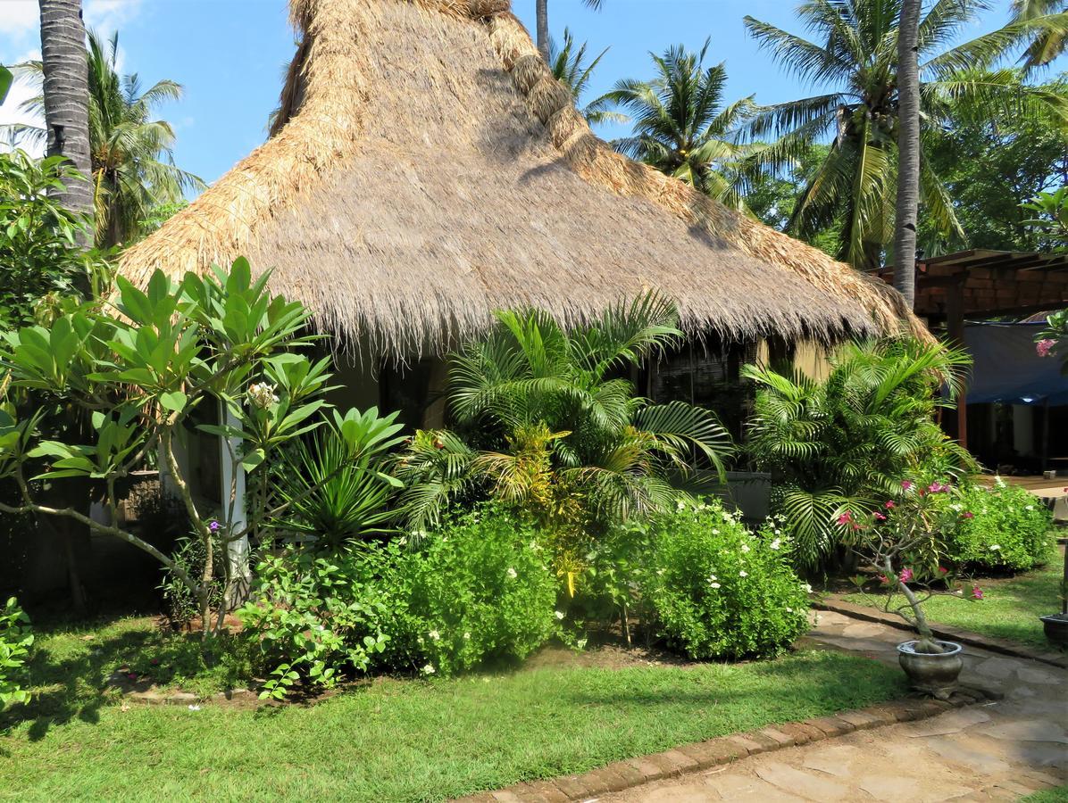 Breathe Villa Meno Gili Meno Exterior photo