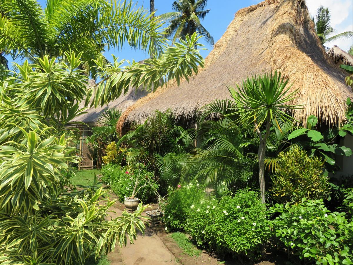 Breathe Villa Meno Gili Meno Exterior photo